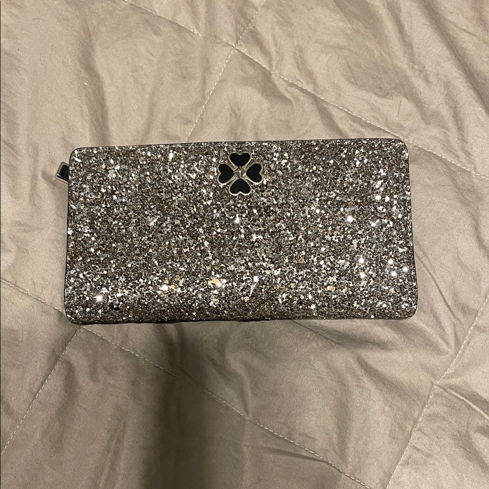 Elegant Kate spade Glitter wallet